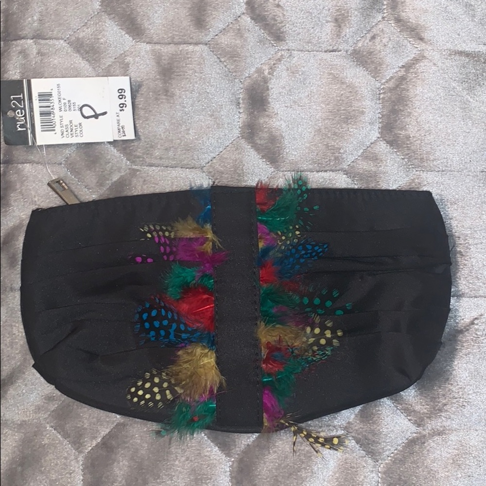 🌹Feather clutch NEW‼️